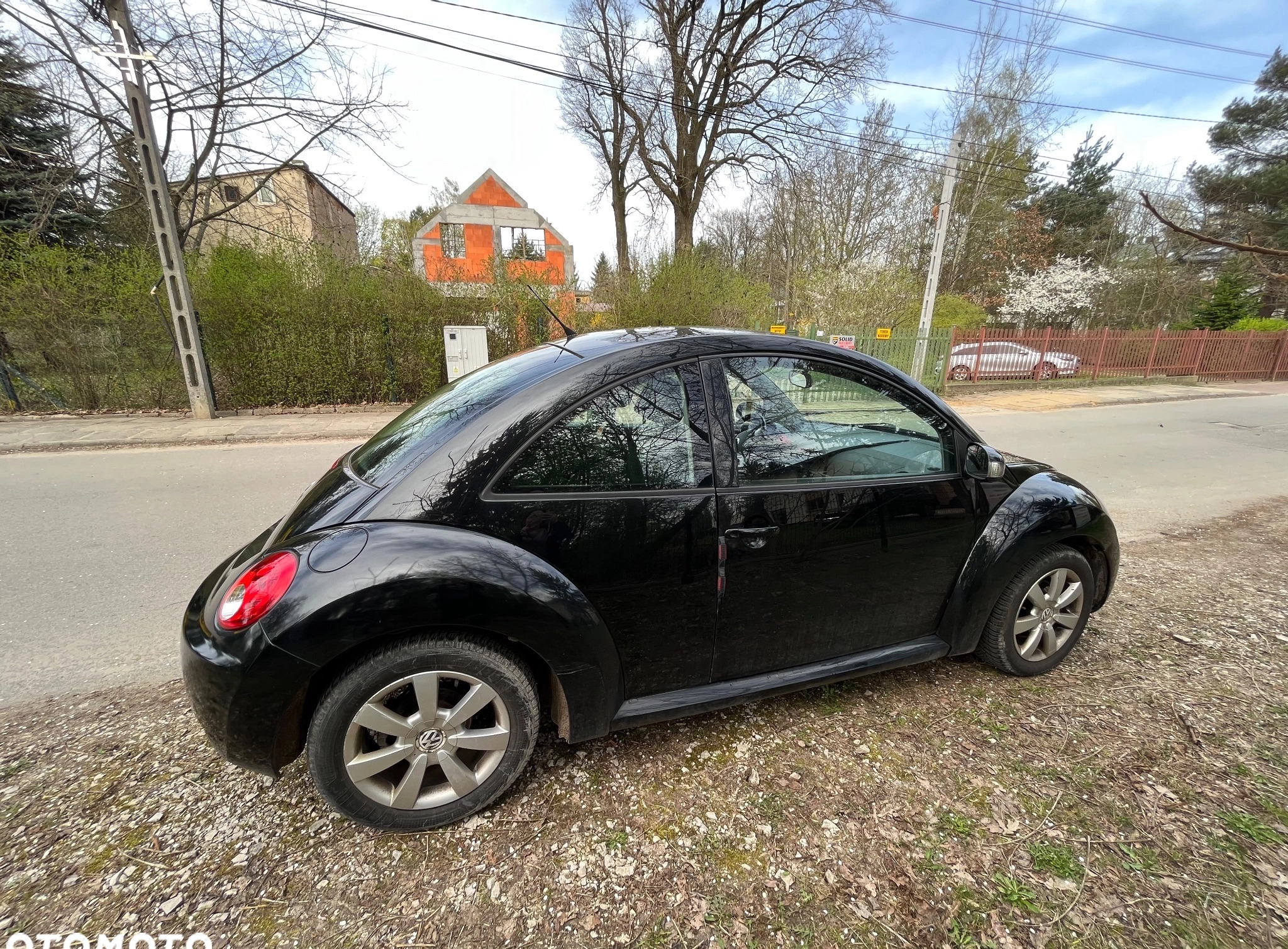 Volkswagen New Beetle cena 13000 przebieg: 292348, rok produkcji 2006 z Warszawa małe 121